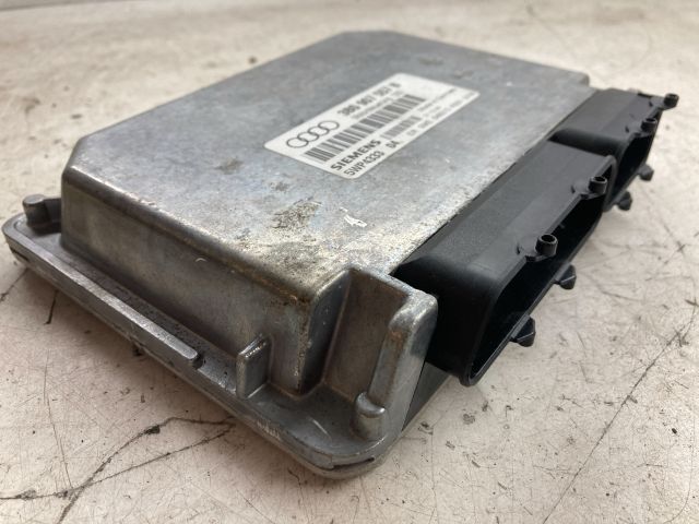 bontott AUDI A4 B5 Motorvezérlő