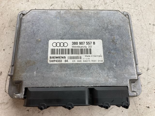 bontott AUDI A4 B5 Motorvezérlő