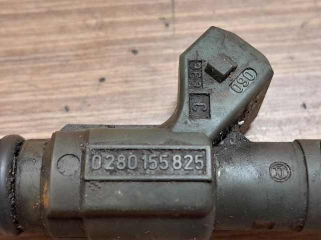 bontott AUDI A4 B5 Porlasztó (1 db)