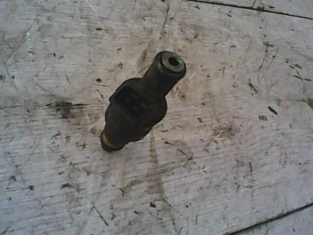 bontott AUDI A4 B5 Porlasztó (1 db)