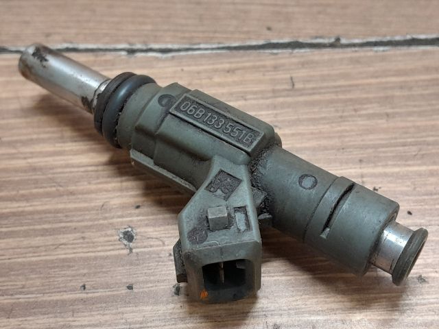 bontott AUDI A4 B5 Porlasztó (1 db)