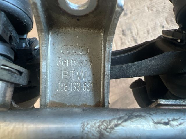 bontott AUDI A4 B5 Porlasztó Sor / Híd