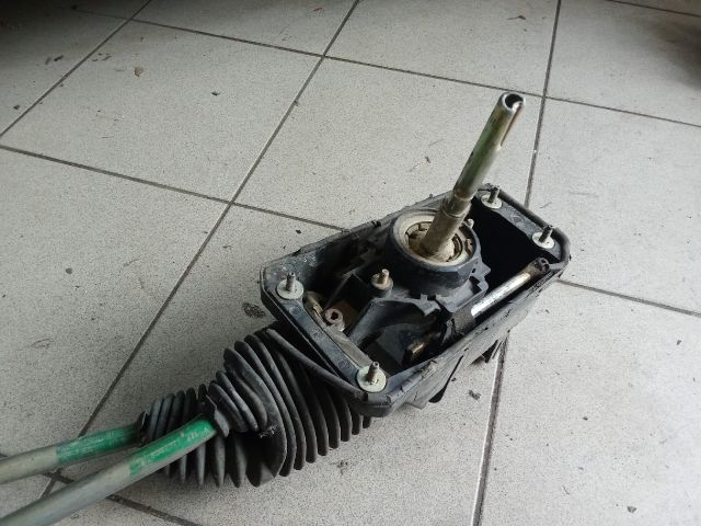 bontott AUDI A4 B5 Váltó Kulissza