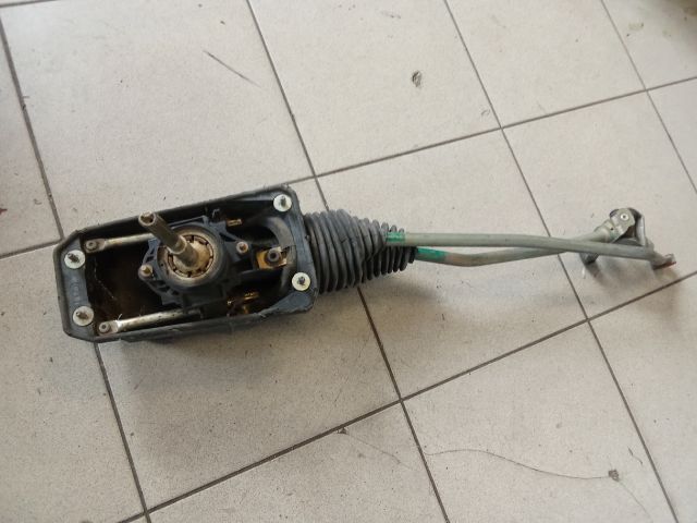 bontott AUDI A4 B5 Váltó Kulissza