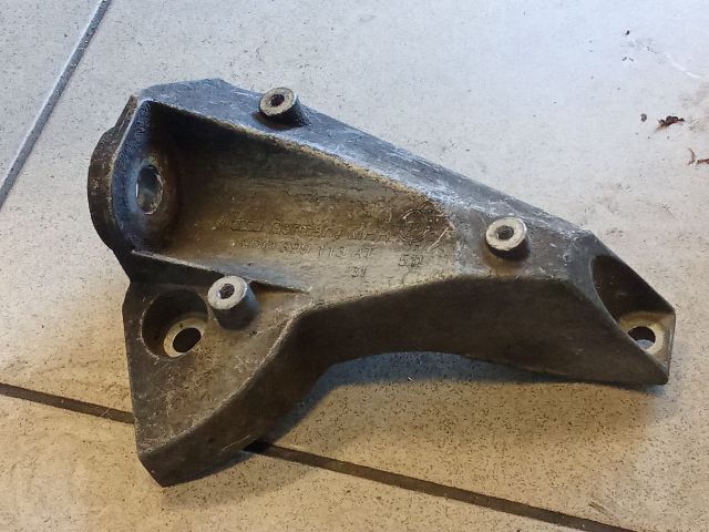 bontott AUDI A4 B5 Váltó Tartó Bak (Pozíciófüggetlen)