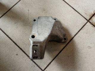 bontott AUDI A4 B5 Váltó Tartó Bak (Pozíciófüggetlen)