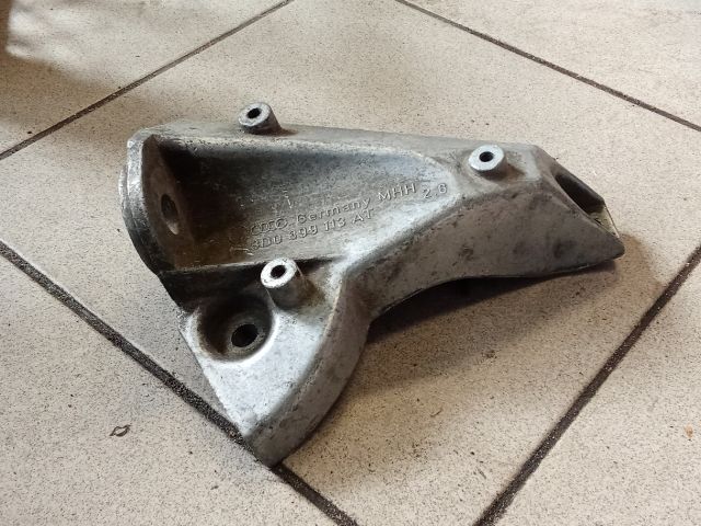 bontott AUDI A4 B5 Váltó Tartó Bak (Pozíciófüggetlen)