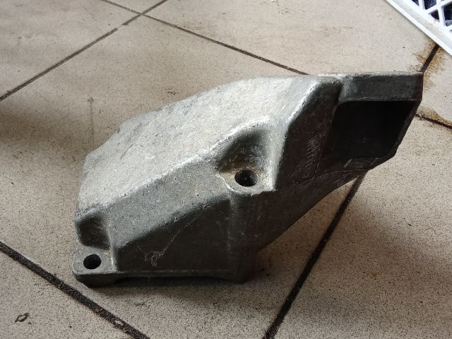 bontott AUDI A4 B5 Váltó Tartó Bak (Pozíciófüggetlen)