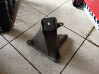 bontott AUDI A4 B5 Váltó Tartó Bak (Pozíciófüggetlen)