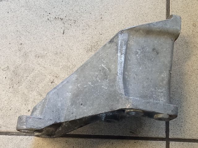 bontott AUDI A4 B5 Váltó Tartó Bak (Pozíciófüggetlen)