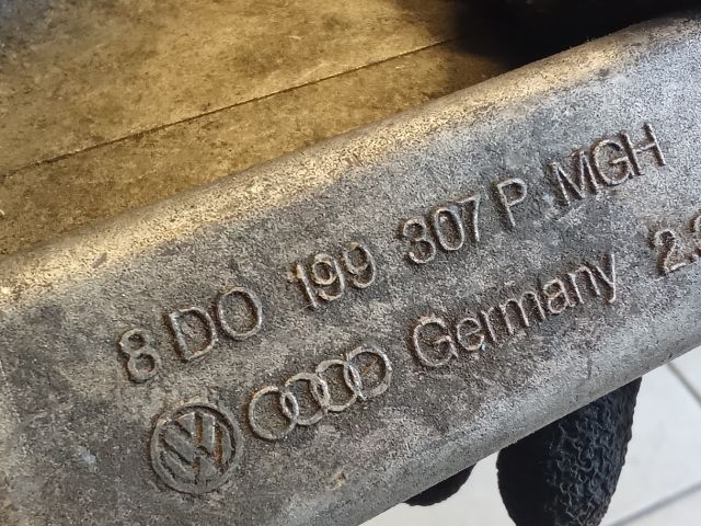 bontott AUDI A4 B5 Váltó Tartó Bak (Pozíciófüggetlen)