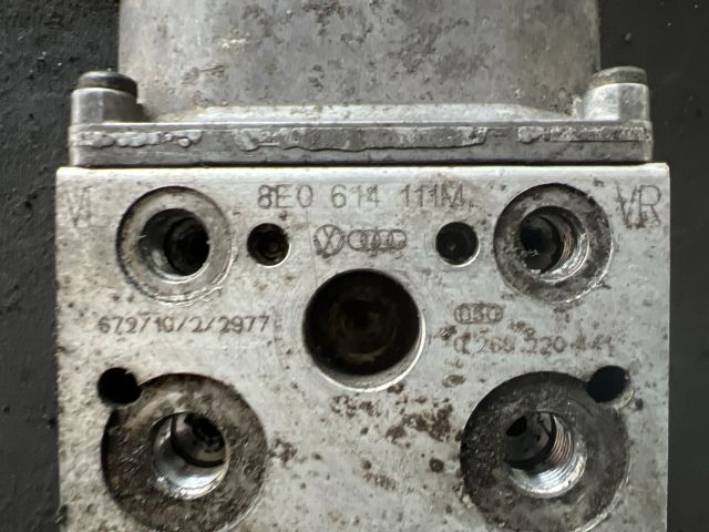 bontott AUDI A4 B5 ABS Kocka