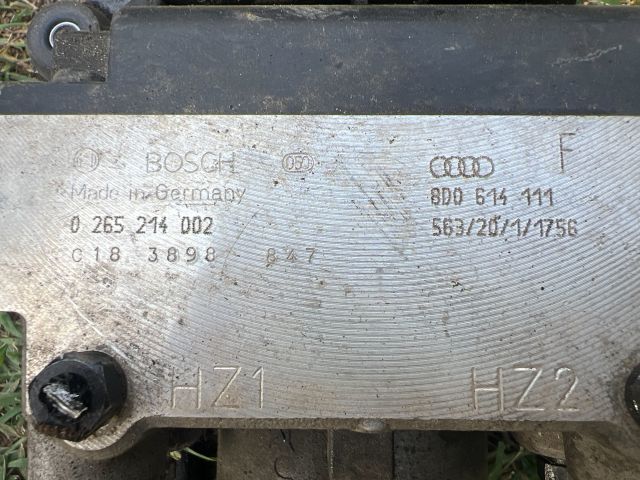 bontott AUDI A4 B5 ABS Kocka