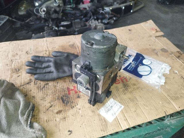 bontott AUDI A4 B5 ABS Kocka