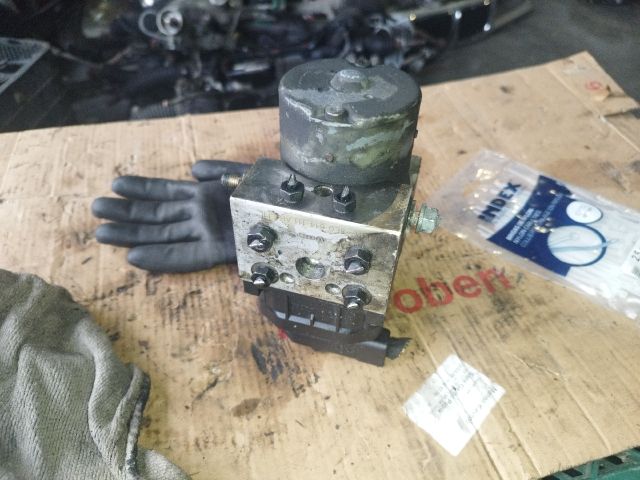 bontott AUDI A4 B5 ABS Kocka