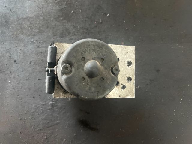 bontott AUDI A4 B5 ABS Kocka