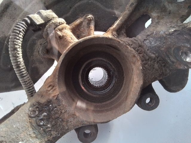 bontott AUDI A4 B5 Bal első Csonkállvány Kerékaggyal