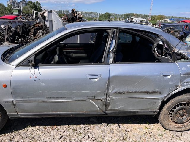 bontott AUDI A4 B5 Bal első Csonkállvány Kerékaggyal