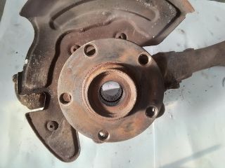 bontott AUDI A4 B5 Bal első Csonkállvány Kerékaggyal