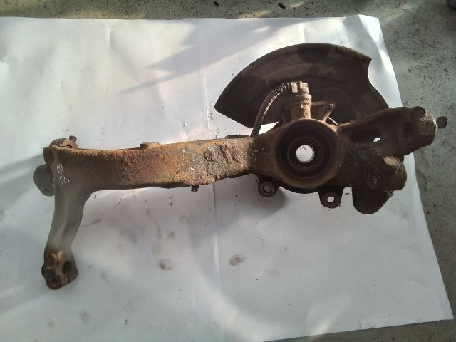 bontott AUDI A4 B5 Bal első Csonkállvány Kerékaggyal