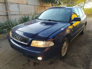 bontott AUDI A4 B5 Bal első Fékkengyel