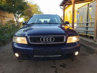 bontott AUDI A4 B5 Bal első Fékkengyel