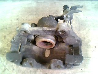 bontott AUDI A4 B5 Bal első Féknyereg Munkahengerrel