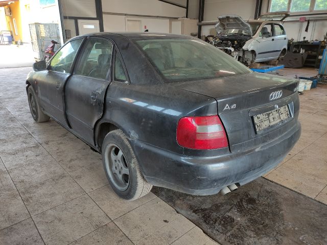 bontott AUDI A4 B5 Bal első Féknyereg Munkahengerrel