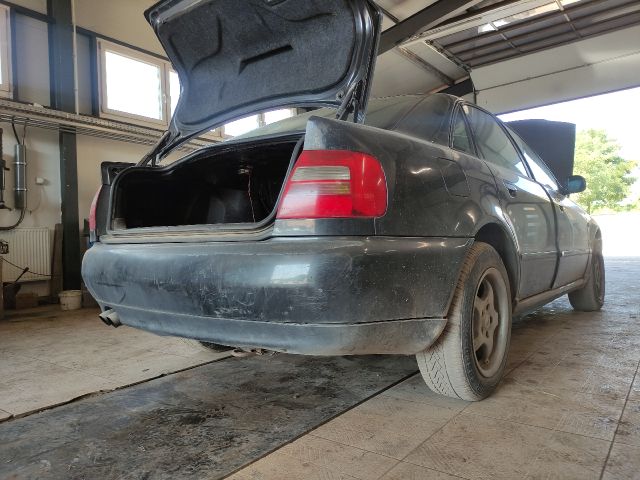 bontott AUDI A4 B5 Bal első Gólyaláb (Lengécsillapító, Rugó)