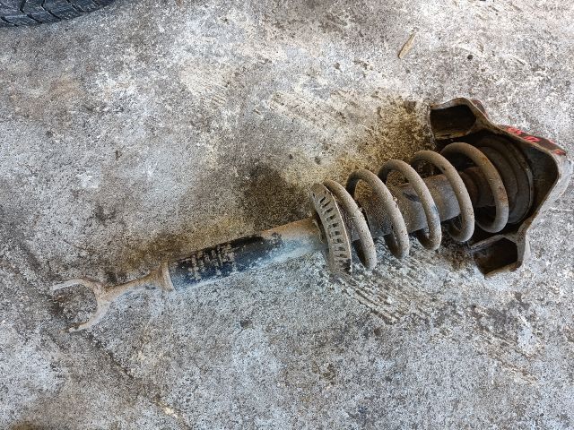bontott AUDI A4 B5 Bal első Gólyaláb (Lengécsillapító, Rugó)