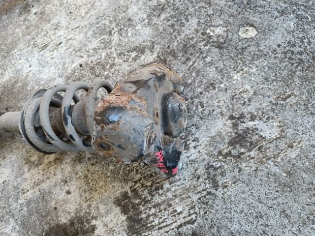 bontott AUDI A4 B5 Bal első Gólyaláb (Lengécsillapító, Rugó)