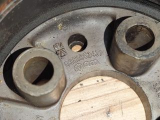 bontott AUDI A4 B5 Főtengely Szíjtárcsa