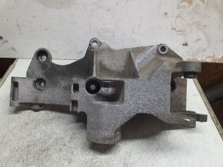 bontott AUDI A4 B5 Generátor Tartó Bak
