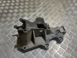 bontott AUDI A4 B5 Generátor Tartó Bak