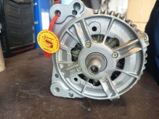 bontott AUDI A4 B5 Generátor