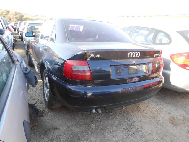 bontott AUDI A4 B5 Hátsó Kipufogó Dob