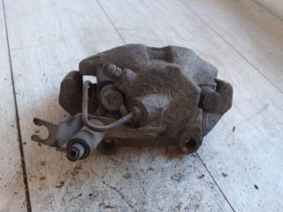 bontott AUDI A4 B5 Jobb első Féknyereg Munkahengerrel