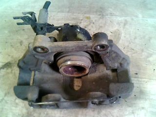 bontott AUDI A4 B5 Jobb első Féknyereg Munkahengerrel