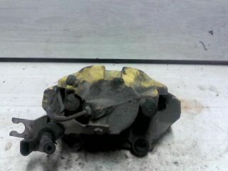 bontott AUDI A4 B5 Jobb első Féknyereg Munkahengerrel