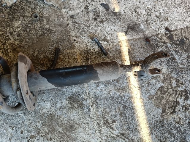 bontott AUDI A4 B5 Jobb első Gólyaláb (Lengécsillapító, Rugó)