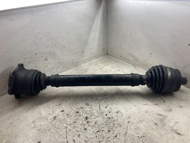 bontott AUDI A4 B5 Jobb Féltengely