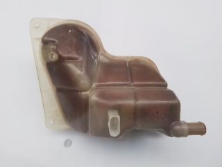 bontott AUDI A4 B5 Kiegyenlítő Tartály