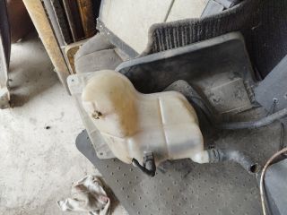 bontott AUDI A4 B5 Kiegyenlítő Tartály