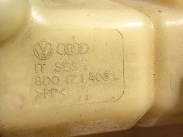 bontott AUDI A4 B5 Kiegyenlítő Tartály