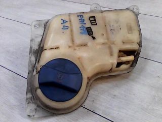 bontott AUDI A4 B5 Kiegyenlítő Tartály