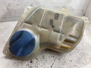 bontott AUDI A4 B5 Kiegyenlítő Tartály