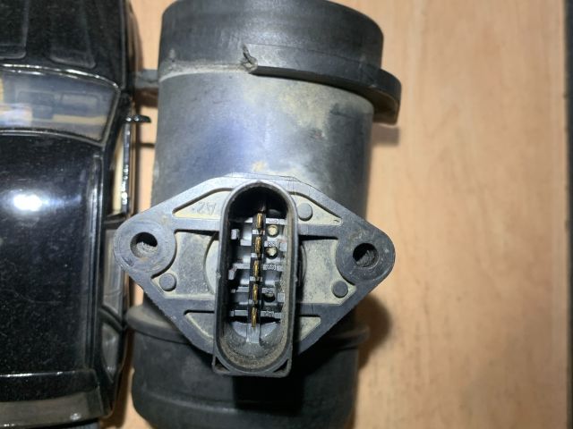 bontott AUDI A4 B5 Légtömegmérő