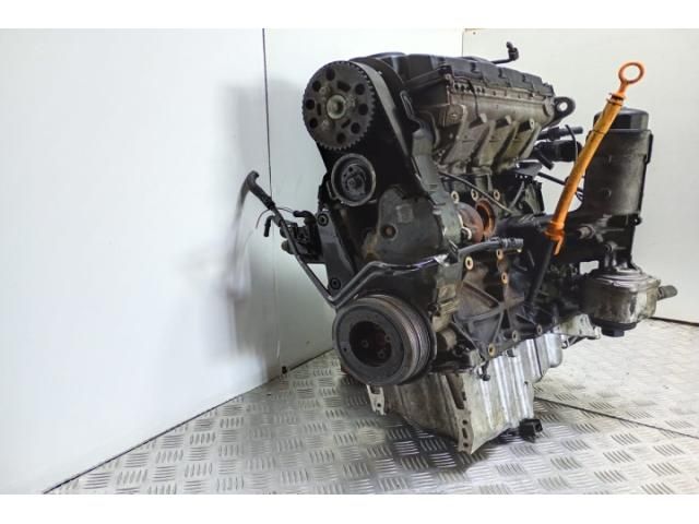 bontott AUDI A4 B5 Motor (Fűzött blokk hengerfejjel)