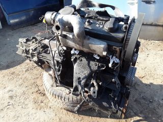 bontott AUDI A4 B5 Motor (Fűzött blokk hengerfejjel)