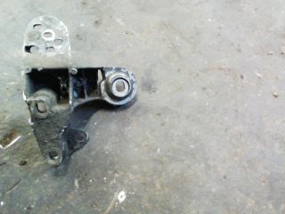 bontott AUDI A4 B5 Motor Tartó Bak Bal